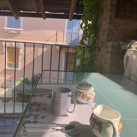 Apartament A Casa Di Lello